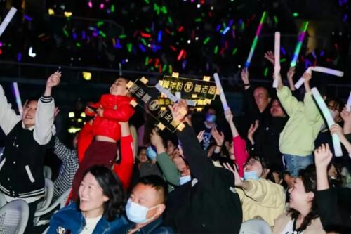 舉杯芝香赴鳶飛！景芝芝香·第41屆濰坊國際風(fēng)箏會暨2024濰坊風(fēng)箏嘉年華盛大啟幕！